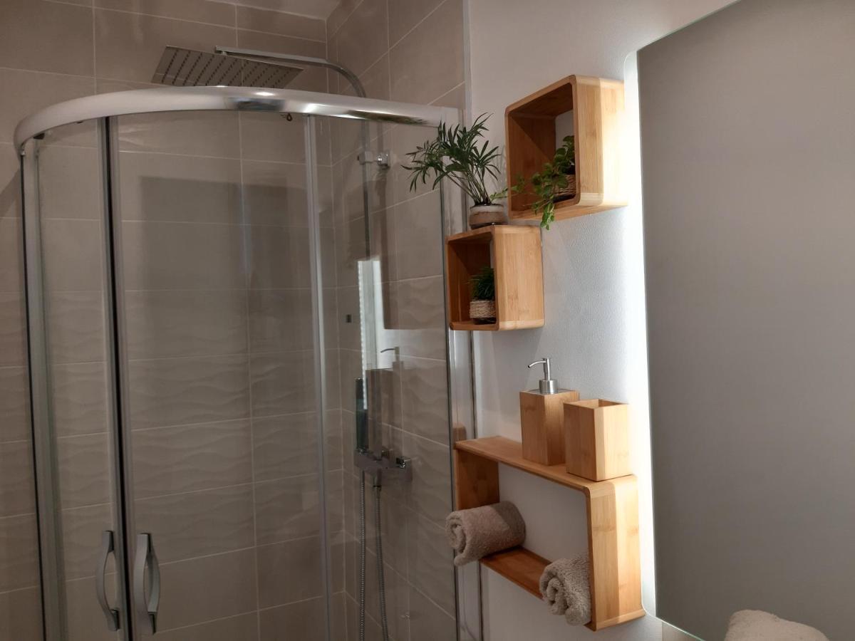 La Casita Serignanaise - Apt T2 - Clim - Jardin B&B 외부 사진