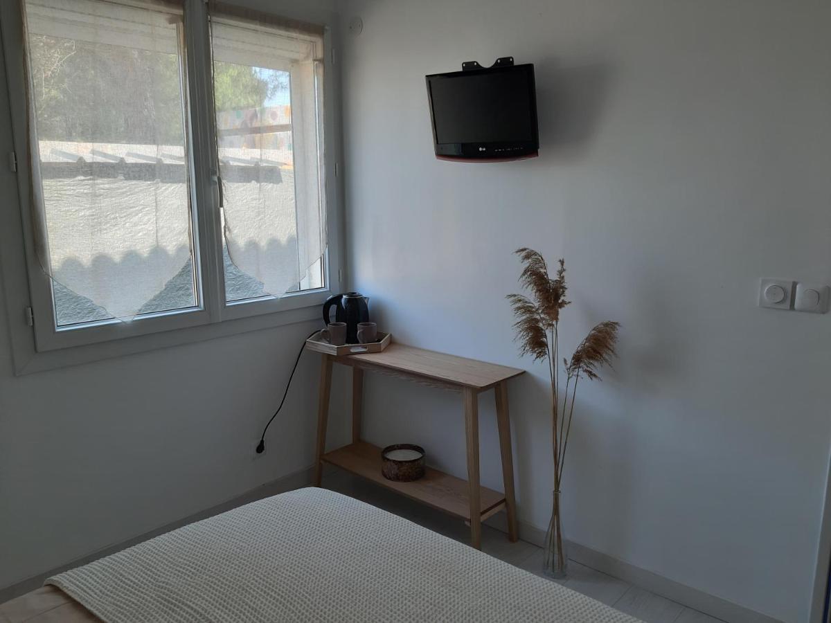 La Casita Serignanaise - Apt T2 - Clim - Jardin B&B 외부 사진